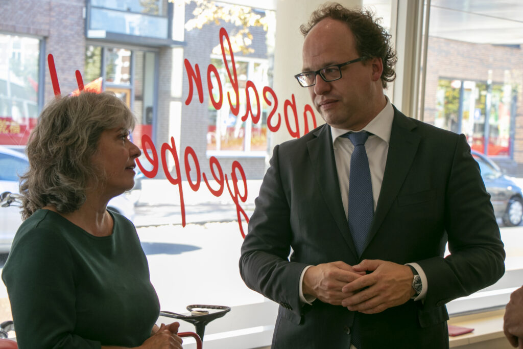 Brief aan minister Koolmees over nieuwe inburgeringswet